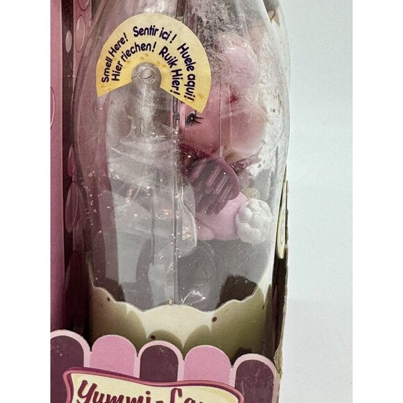 Yummi Land Soda Pop Girls Carrie Cherry Creme & Betsy Bubblegum Bunny Damaged - Picture 7 of 7